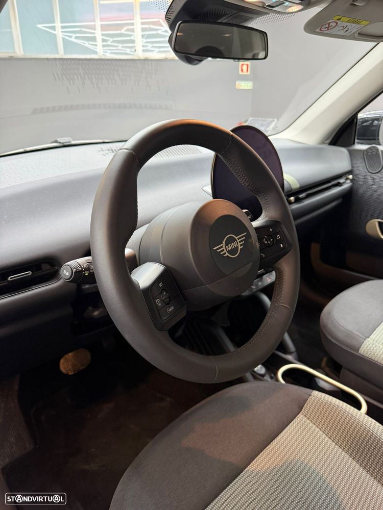 MINI 3 Portas Cooper SE Classic - 18