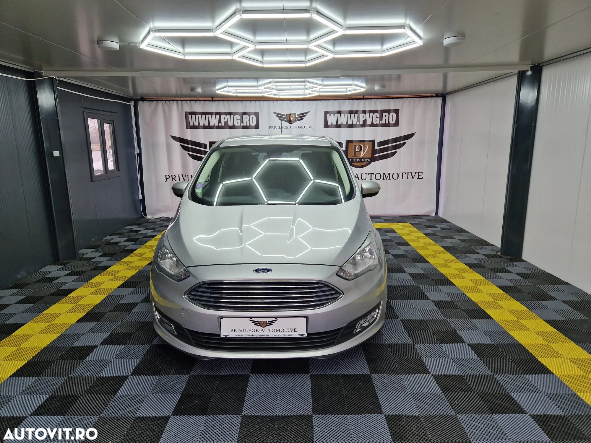 Ford C-Max 1.0 Ecoboost Start Stop Titanium - 2