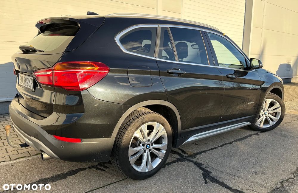 BMW X1 xDrive20d - 4