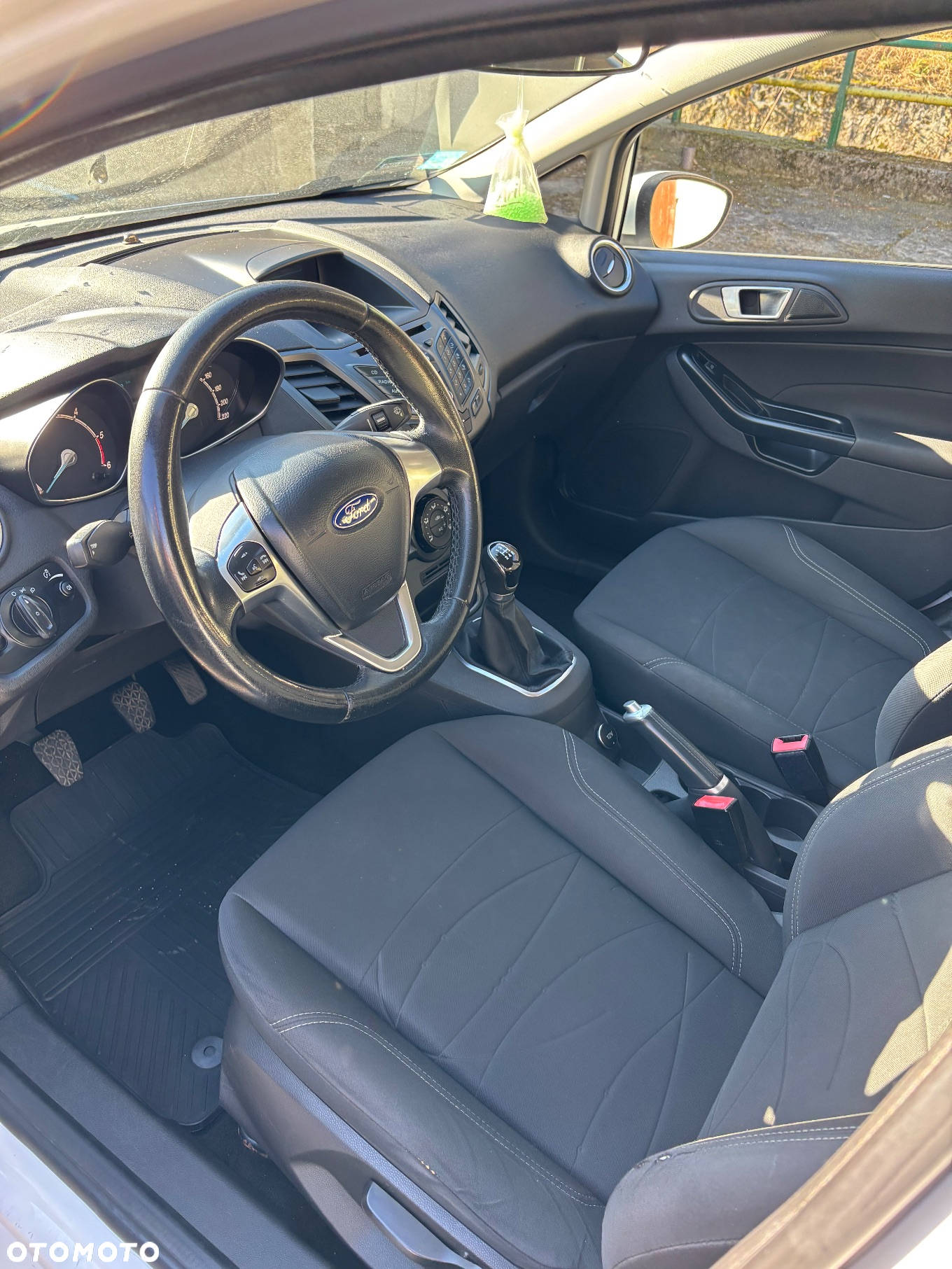 Ford Fiesta - 8