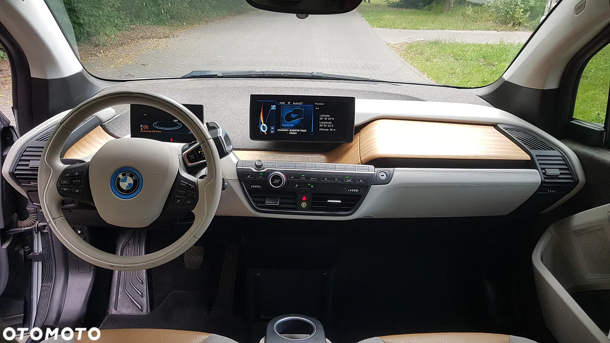 BMW i3 (Range Extender) - 12