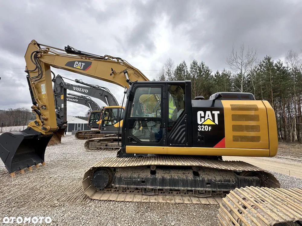 Caterpillar 320 FL tok 2017 kamery 360 stan wzorowy klepka 700mm koparka gąsienicowa 22 tony 122kW - 4