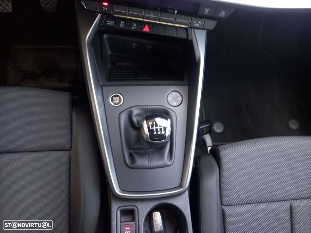 Audi A3 Sportback 30 TFSI Advanced - 7