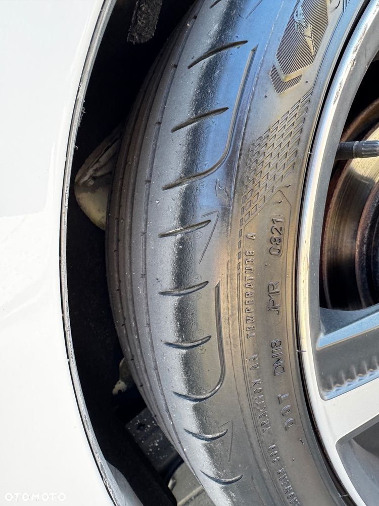 Volvo S60 T5 R-Design Kinetic - 23