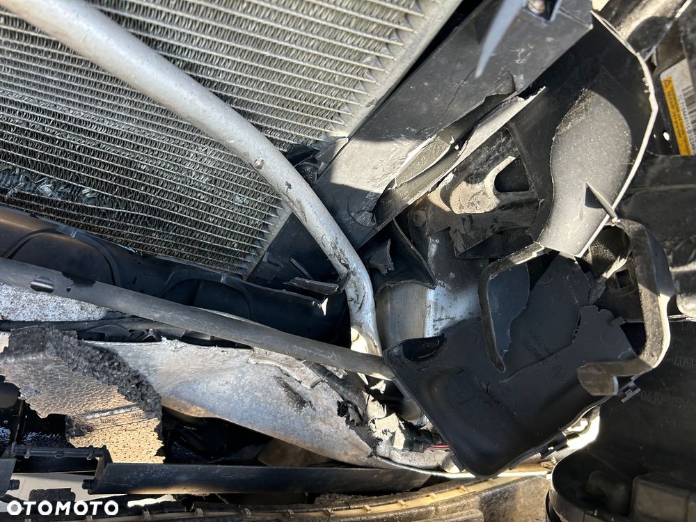 BMW Seria 5 530d xDrive Sport-Aut - 13