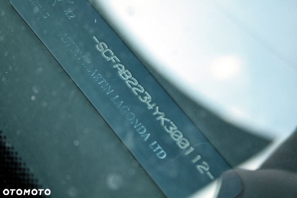 Aston Martin DB7 - 14