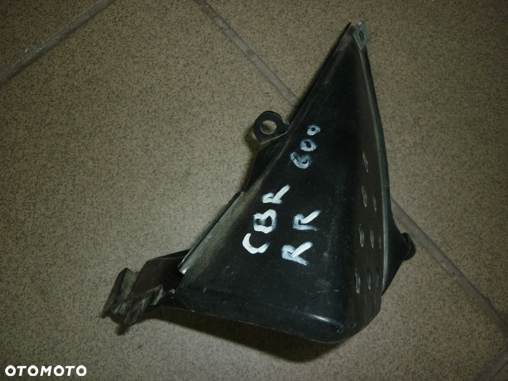 Wlot powietrza lewy Honda CBR 600RR PC37 rok 2003-2004 - 4