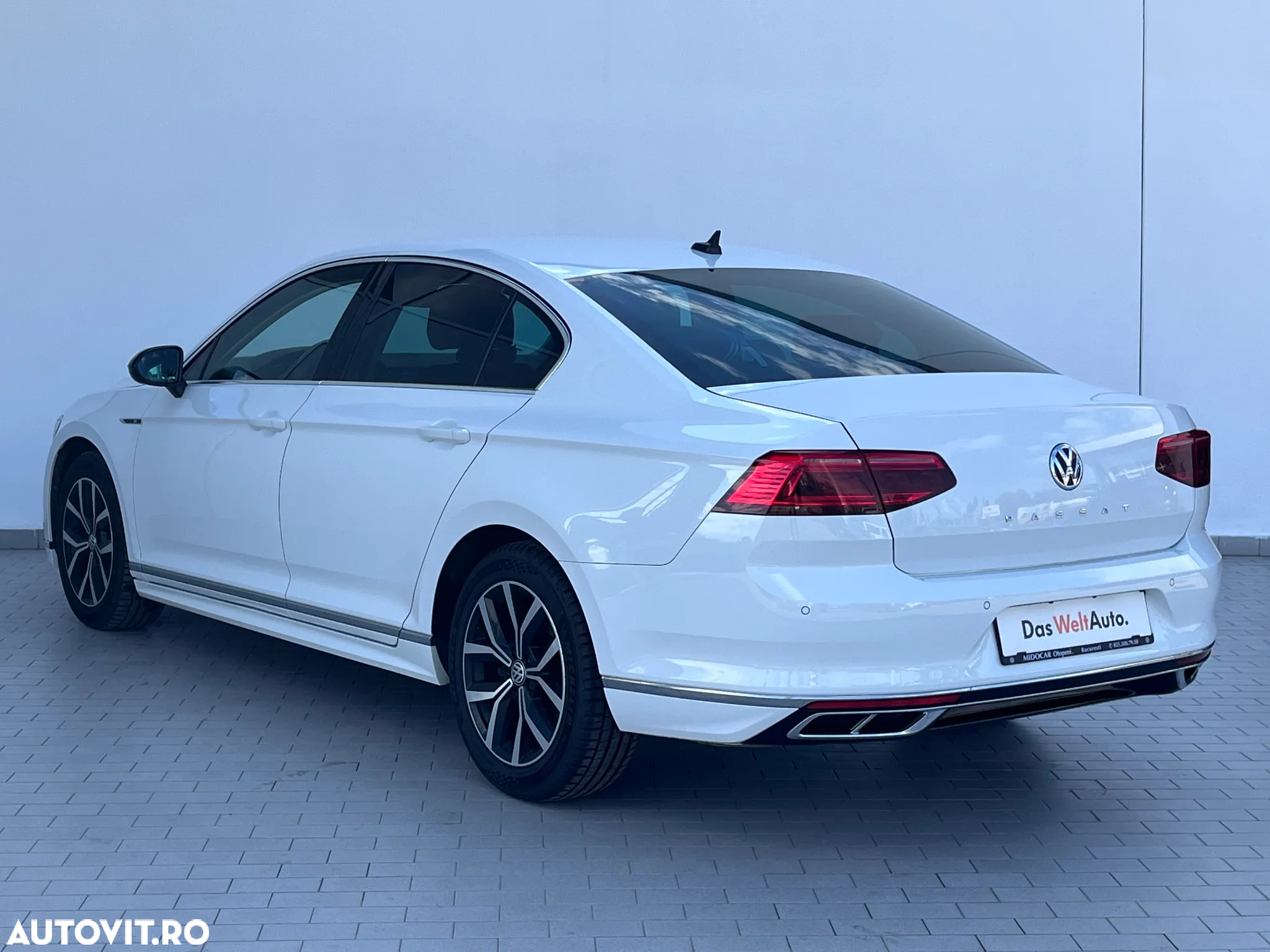 Volkswagen Passat - 6