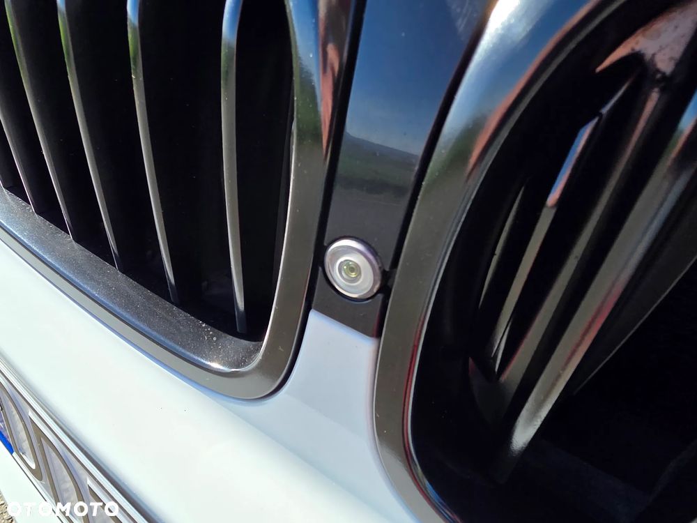 BMW Seria 5 520d xDrive M Sport Edition - 10