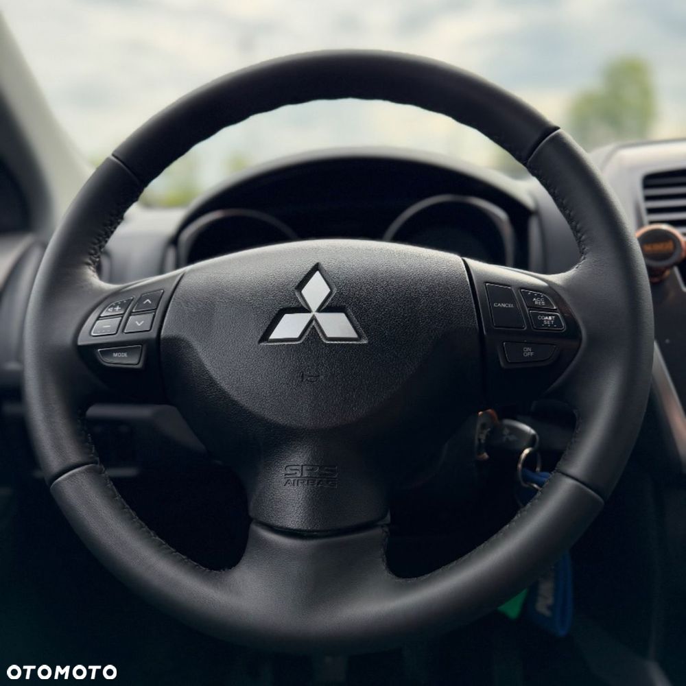 Mitsubishi ASX - 25