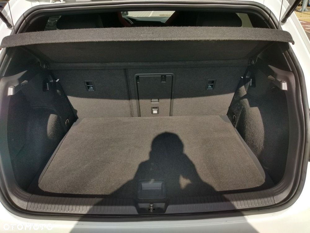 Volkswagen Golf 2.0 TSI GTI DSG - 38