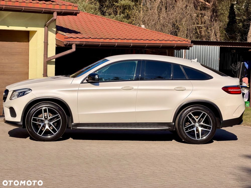 Mercedes-Benz GLE 350 d 4-Matic - 11