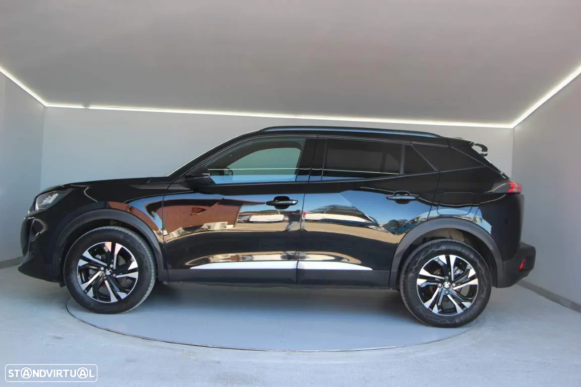 Peugeot 2008 1.2 PureTech Allure EAT8 - 13