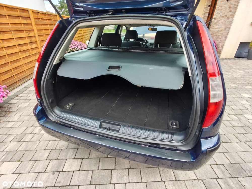 Ford Mondeo 2.0 TDDi Ambiente - 7