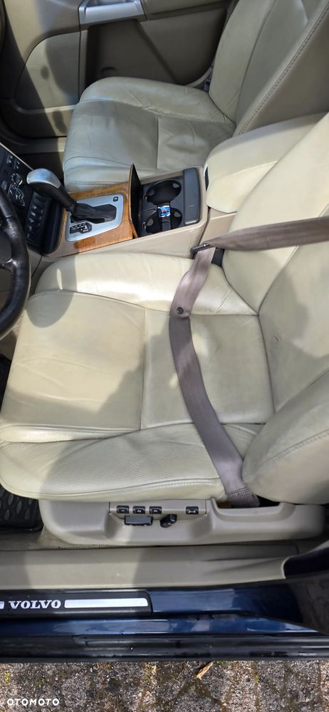 Volvo XC 90 2.4 D5 - 14