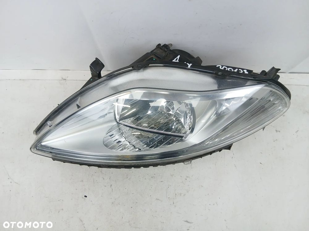 Reflektor przód przedni lewy lampa lewa Lancia Ypsilon 2011- - 2