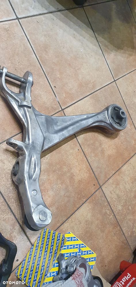 Honda legend kb1 wahacz przedni  prawy - 3
