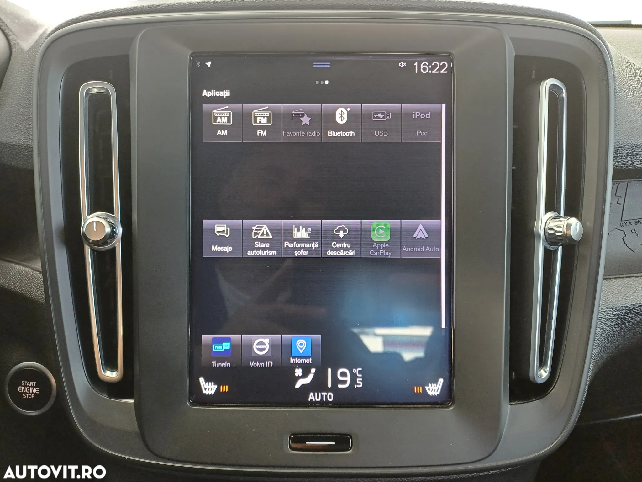 Volvo XC 40 T3 AT8 Momentum Pro - 15