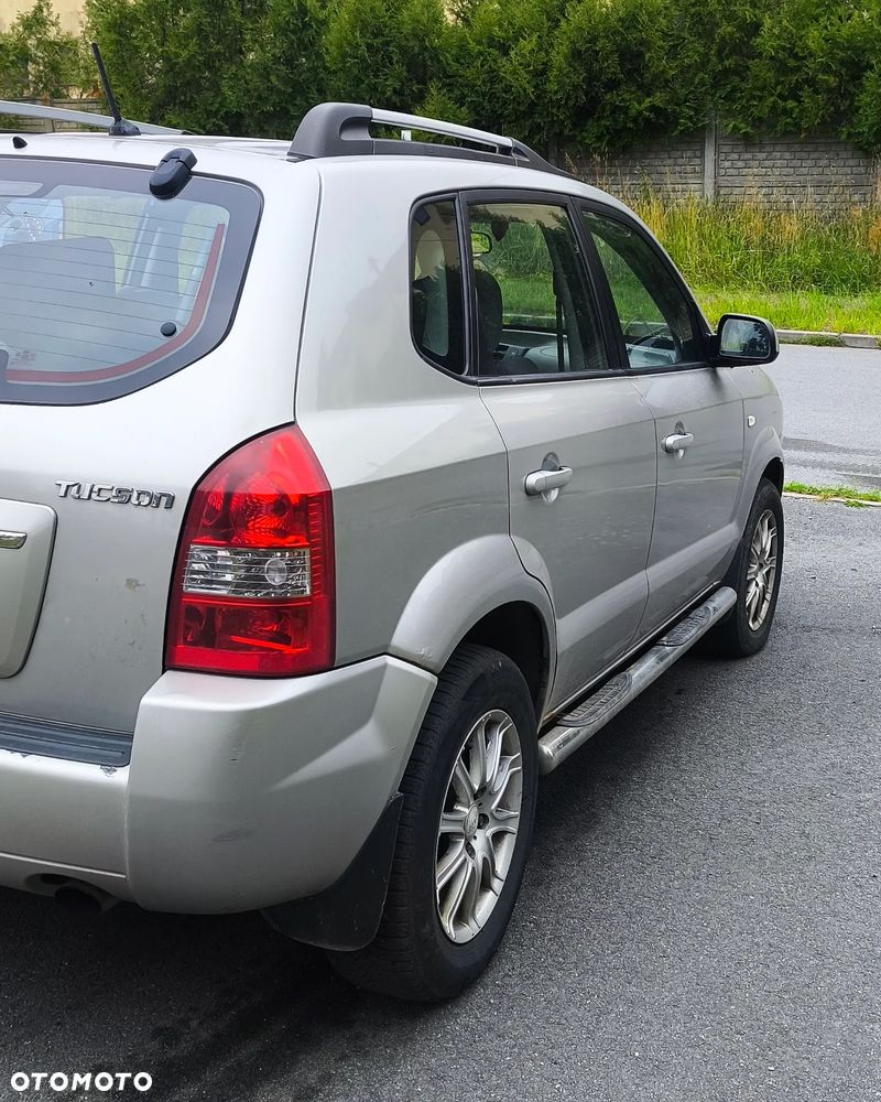 Hyundai Tucson 2.0 Comfort 2WD - 3