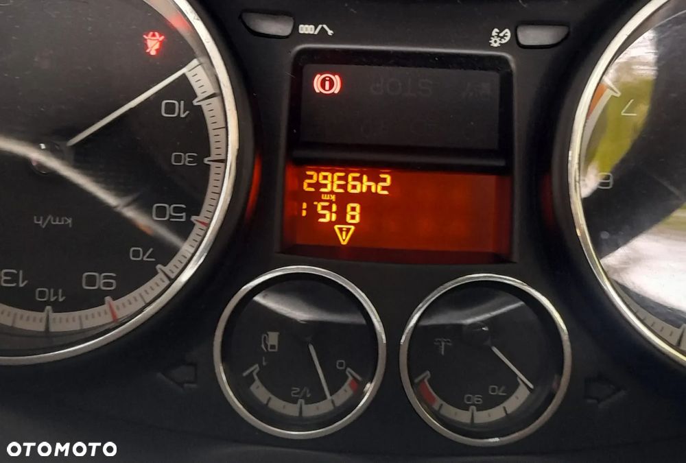 Peugeot 308 - 16