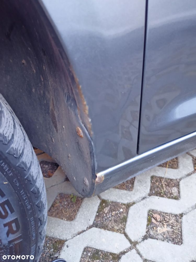 Volkswagen Touran 1.9 TDI - 15