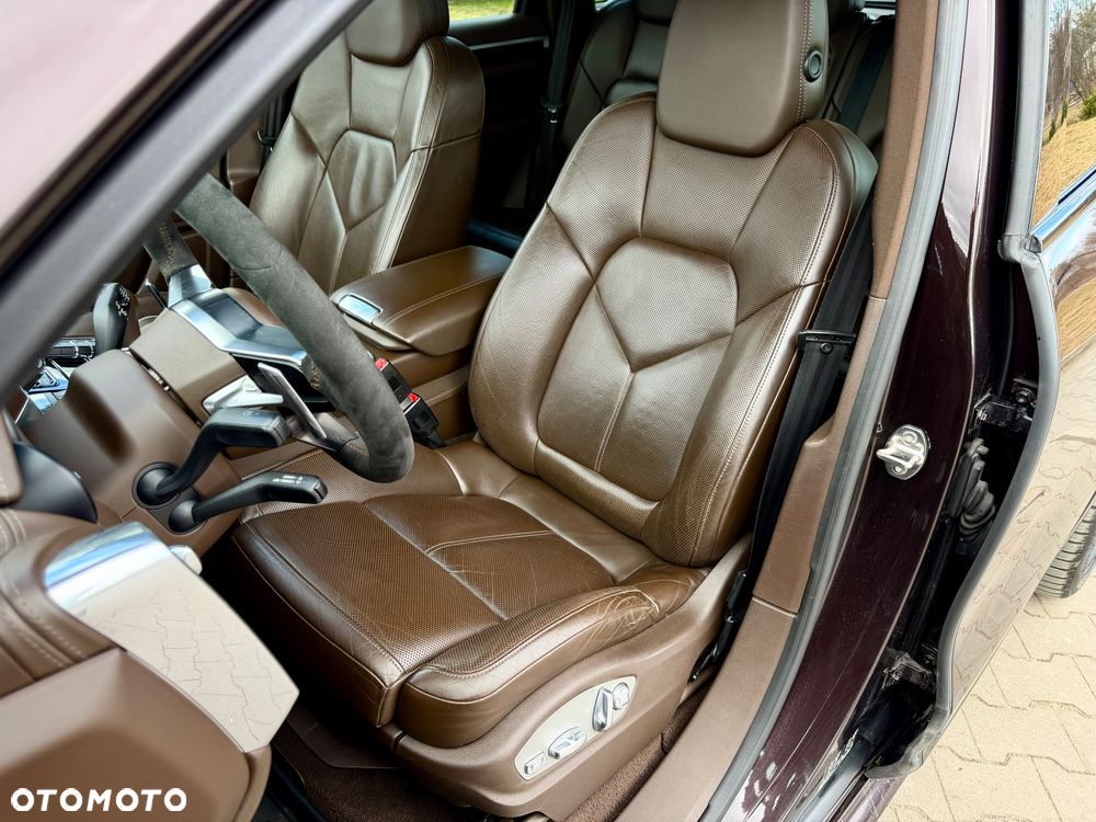 Porsche Cayenne Diesel Platinum Edition - 9