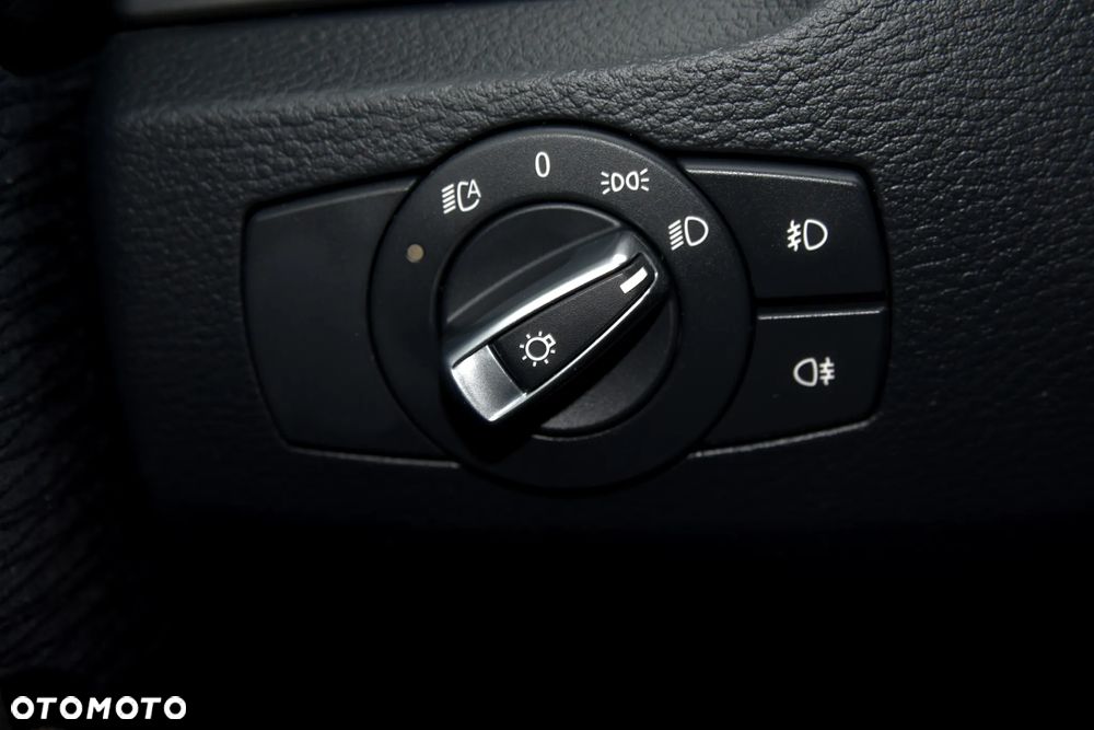 BMW X1 xDrive18d xLine - 26