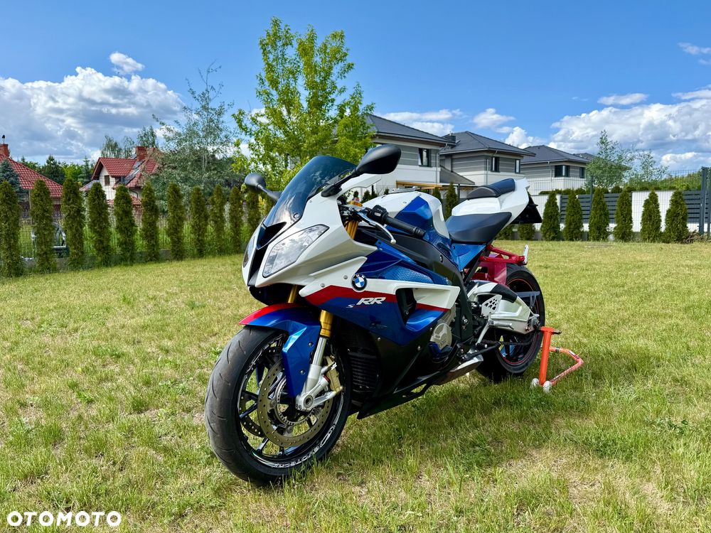 BMW S - 2