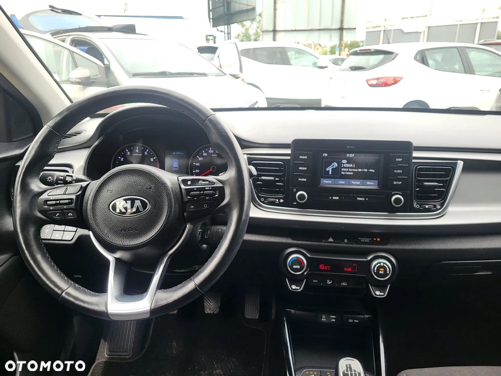 Kia Rio 1.4 L - 18