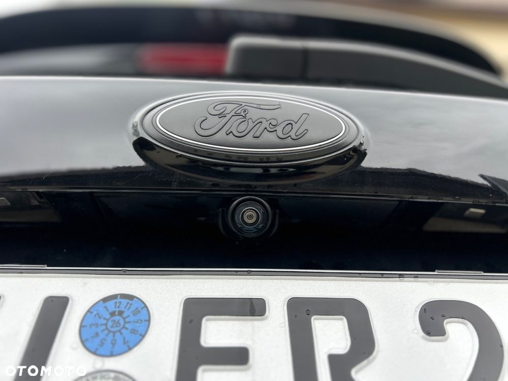 Ford Kuga 2.0 TDCi 4x4 ST-Line - 26