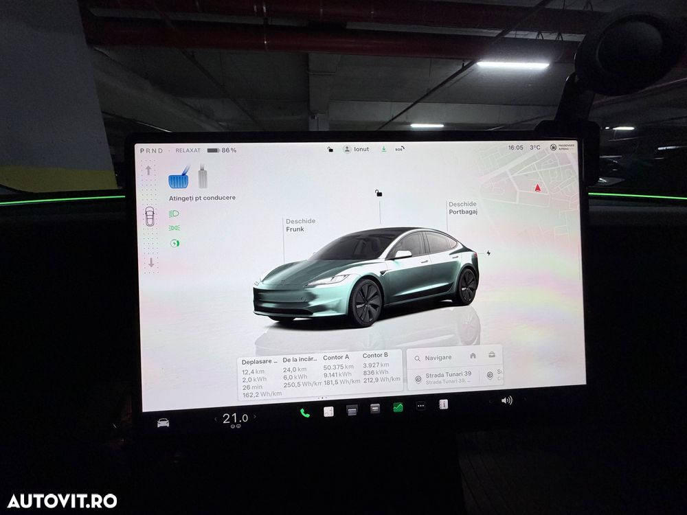 Tesla Model 3 - 12