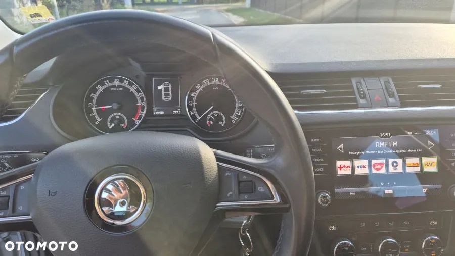 Skoda Octavia 2.0 TDI Ambition EU6 - 12