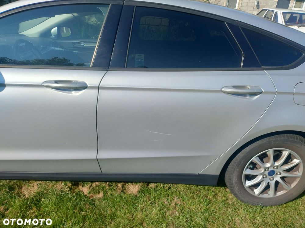 Ford Mondeo - 7