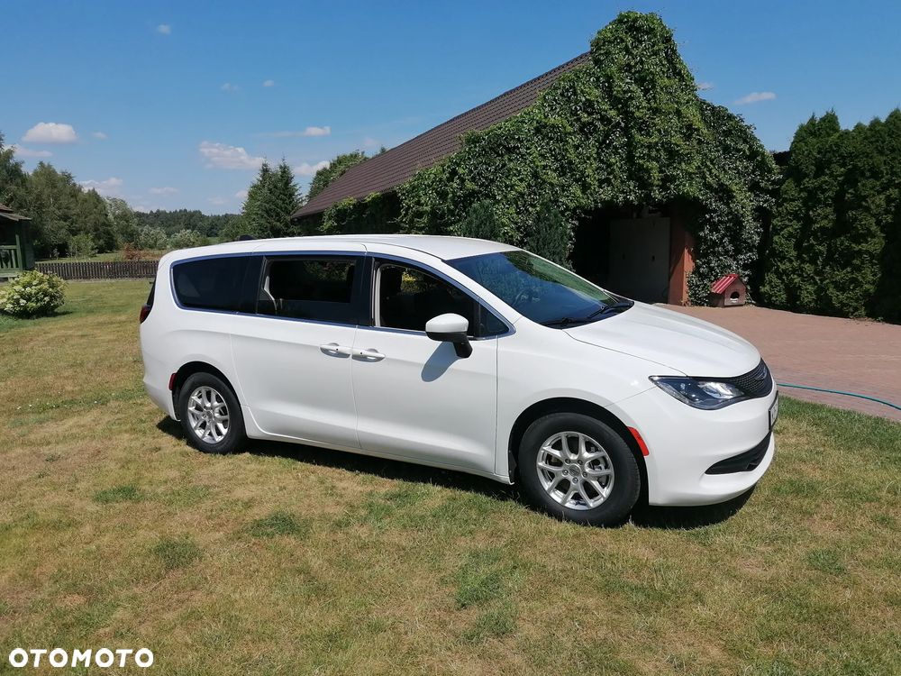 Chrysler Voyager - 11