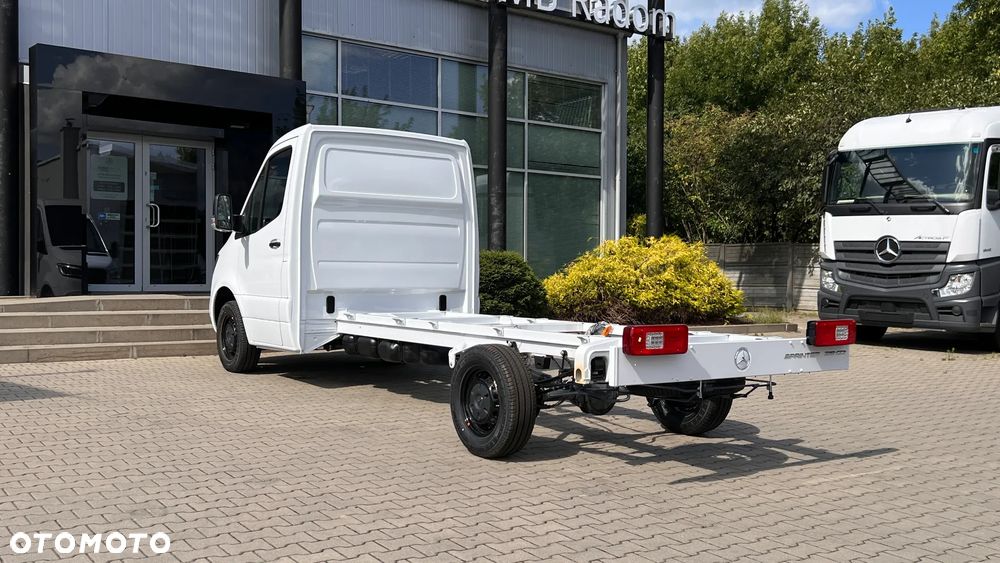 Mercedes-Benz Sprinter 319 CDI - 5