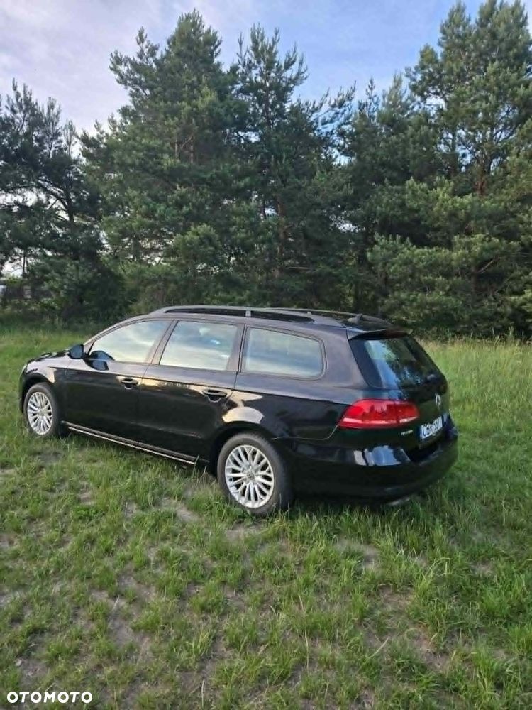 Volkswagen Passat 2.0 TDI BlueMotion Technology Trendline - 8