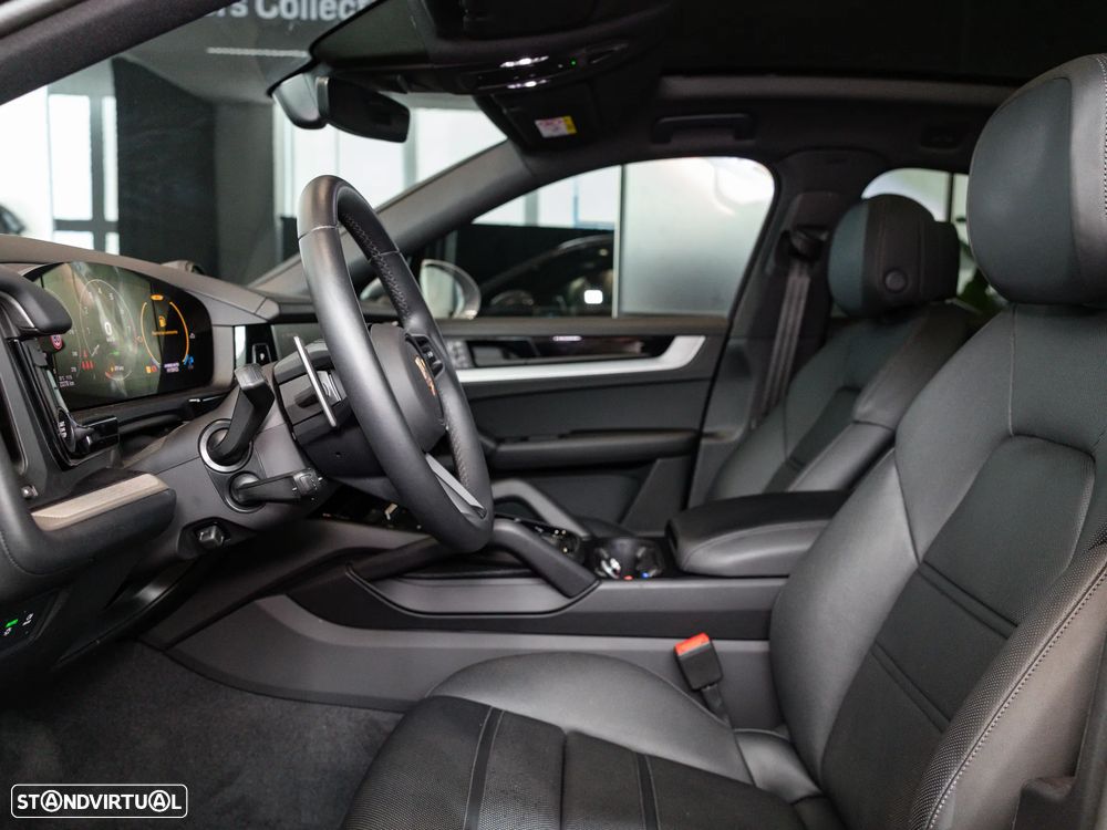 Porsche Cayenne Coupé E-Hybrid - 14