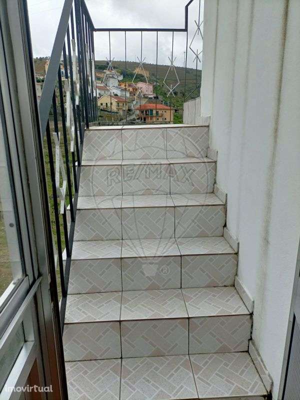 Moradia T3 para venda - Grande imagem: 2/26