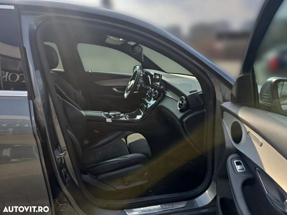 Mercedes-Benz GLC Coupe 350 e 4MATIC - 15