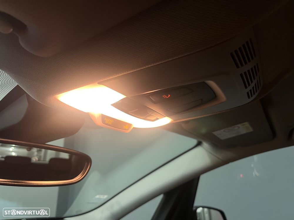 BMW 225xe Active Tourer Advantage - 34