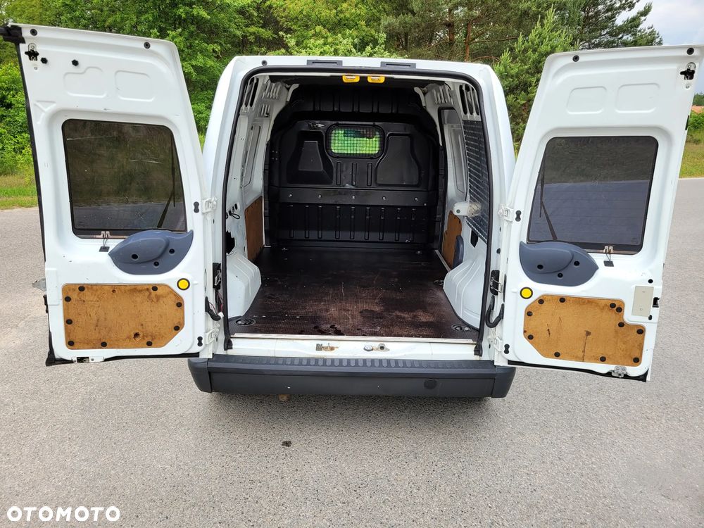 Ford Transit Connect - 11