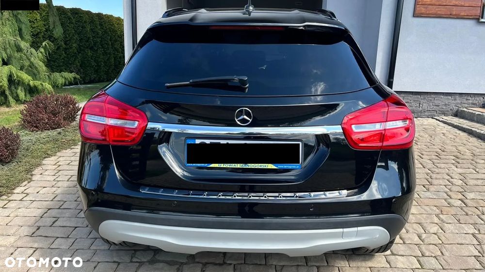 Mercedes-Benz GLA 250 4-Matic - 3