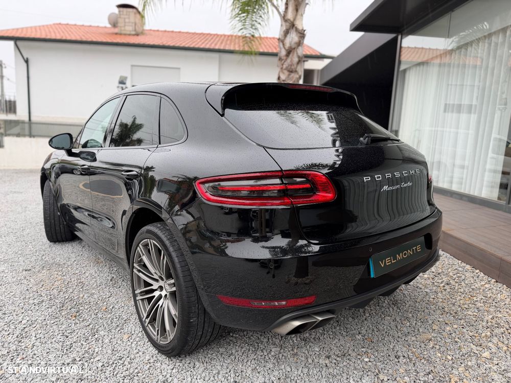 Porsche Macan Turbo - 11