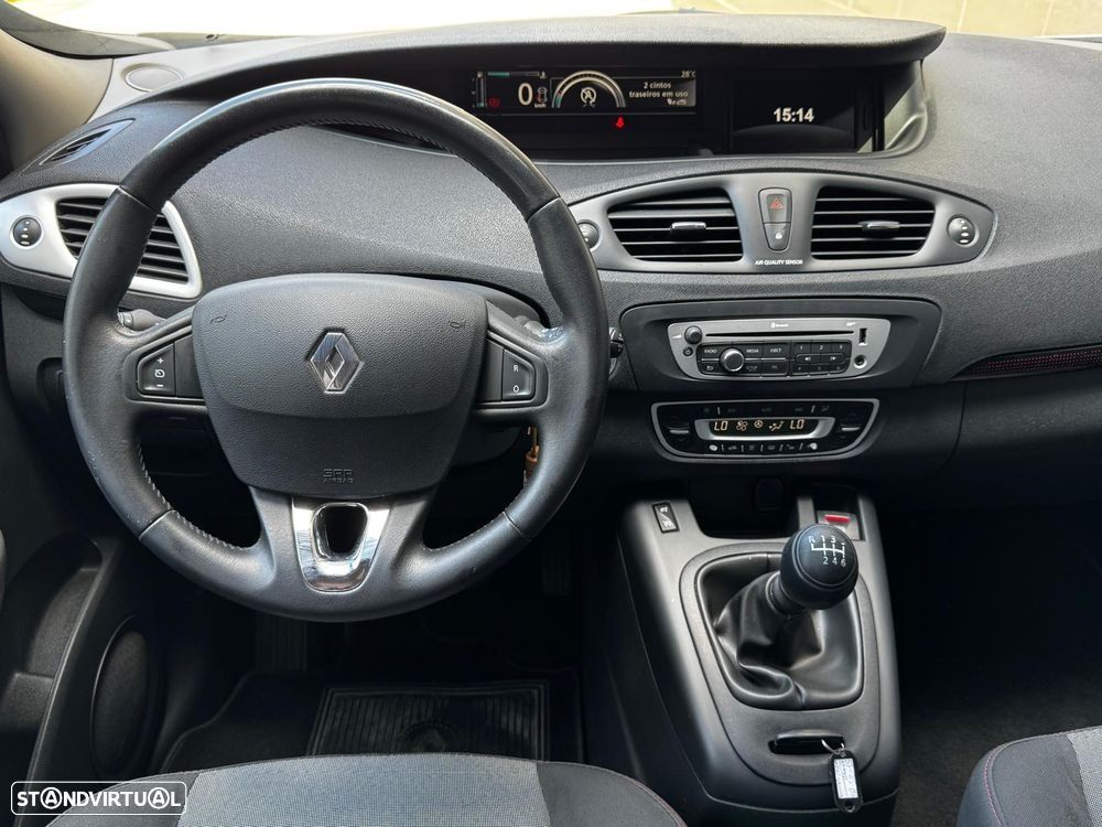 Renault Scénic dCi 110 LIMITED - 9