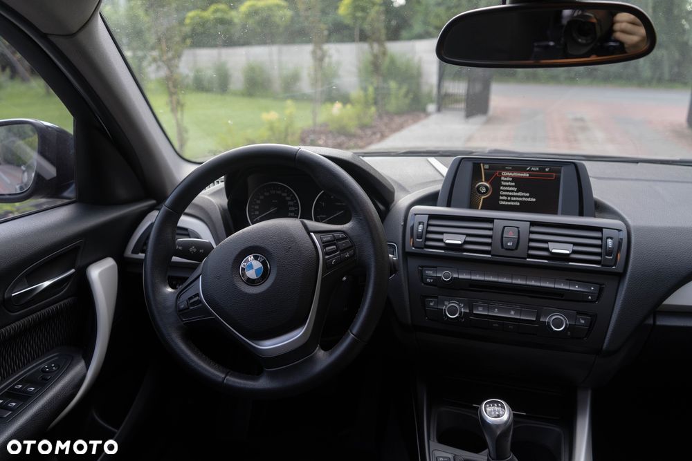 BMW Seria 1 116d - 12