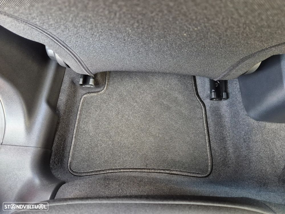 Citroën C3 1.2 PureTech Shine - 42