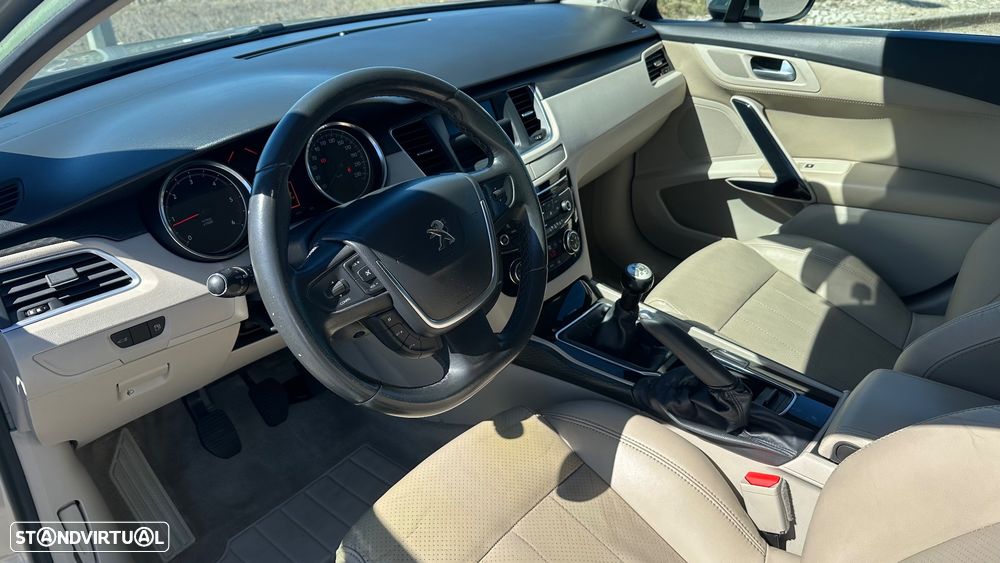 Peugeot 508 SW - 12