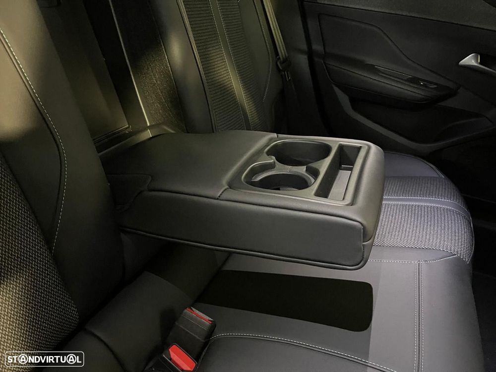 Peugeot 308 1.6 Hybrid Allure e-EAT8 - 17