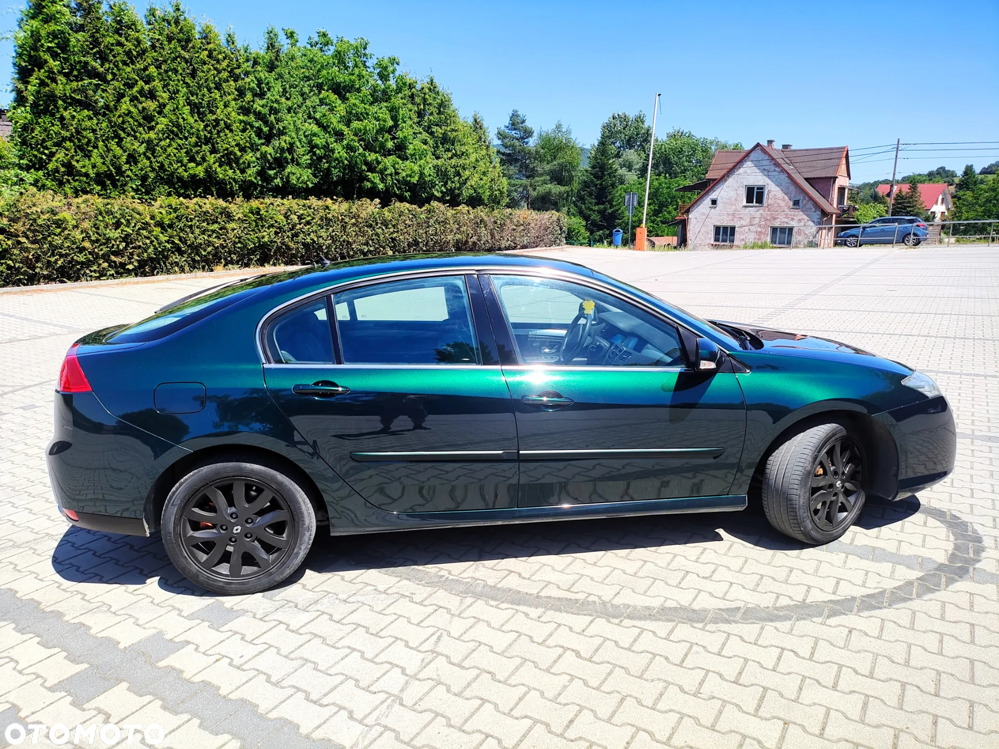 Renault Laguna 2.0 dCi Initiale - 17