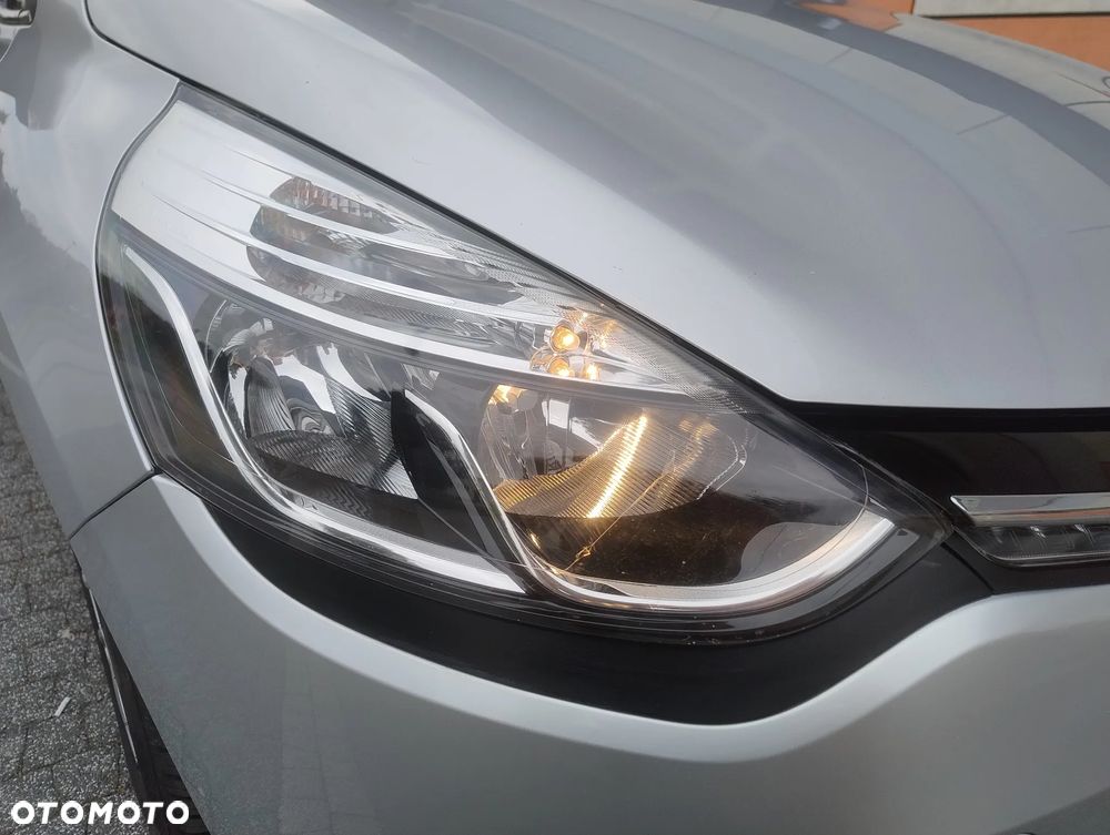 Renault Clio TCe 90 Limited - 26